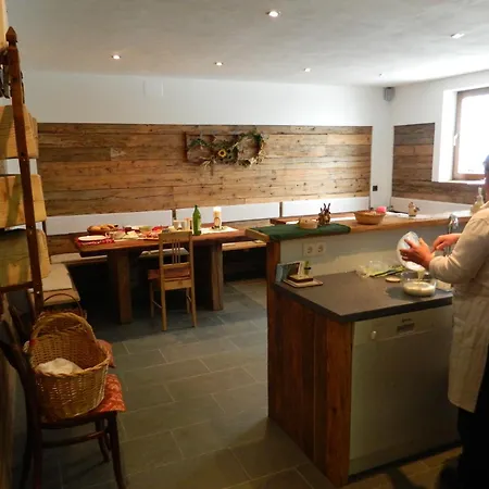 Unterpfaffstall-hof Farm stay Collalbo